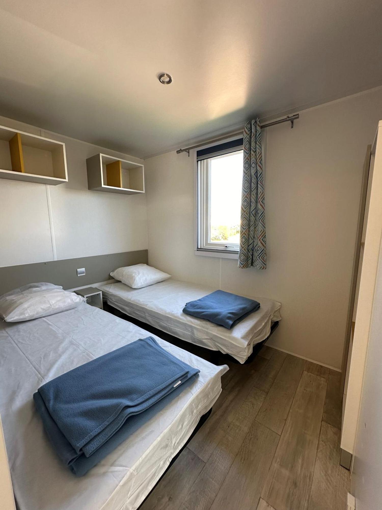 Camping Le Moulin De La Salle レ・サ​​ーブル・ドロンヌ エクステリア 写真
