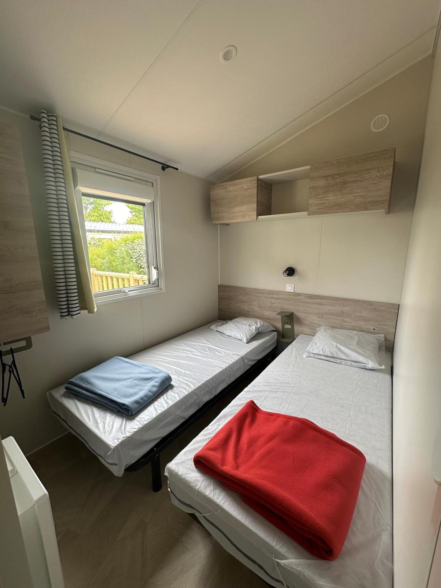 Camping Le Moulin De La Salle レ・サ​​ーブル・ドロンヌ エクステリア 写真